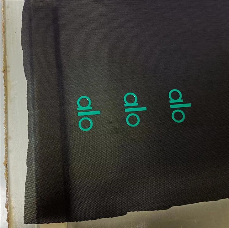 Силіконова фарба на тюлі